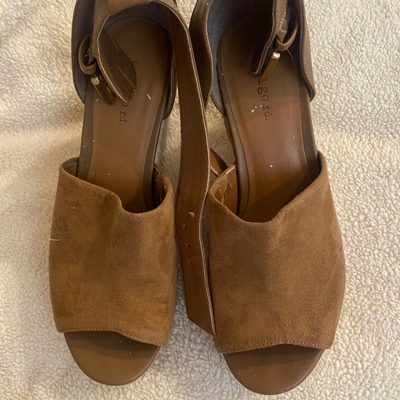 Indigo rd. Brown Wedges - Picture 2 of 5